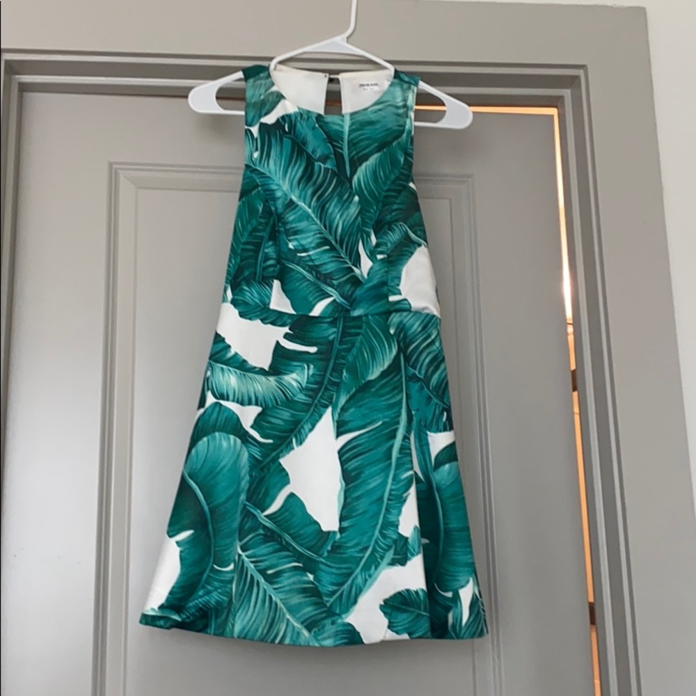 Green and white palm mini dress sz M